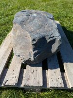 Schiefer Felsen #56