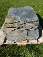 Schiefer Felsen #58